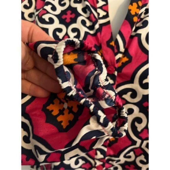 Buckhead Bettie's Geometric Pink and Blue Top.  Size Medium/ Large - Picture 5 of 6